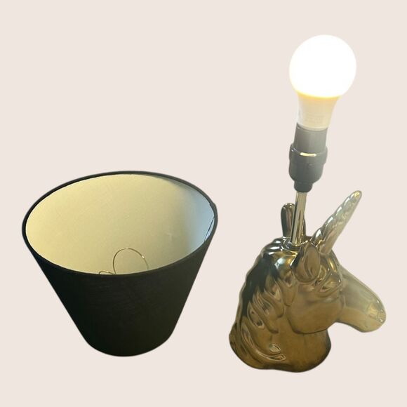 🦄 GOLD UNICORN TARGET PILLOWFORT 12" LAMP NIGHTSTANDCLIP ON BLACK SHADE RETIRED - Picture 7 of 8